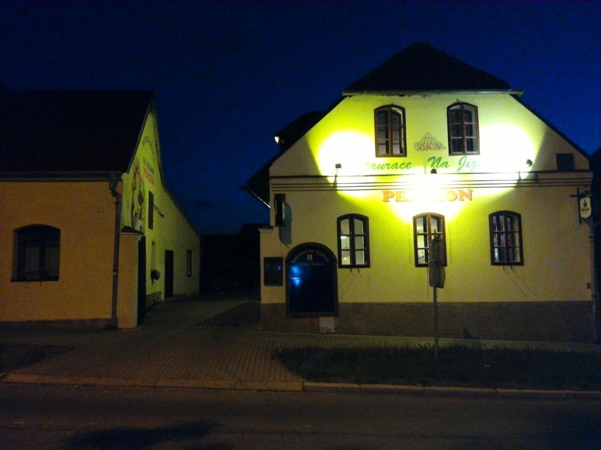 Penzion Na Jizdarne Stary Plzenec Exterior photo